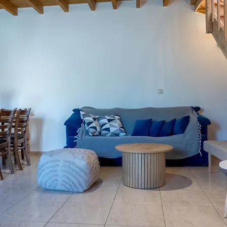 Feriehus τhemis House *